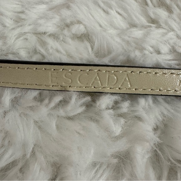 Escada Black Leather Belt with Gold Buckle Size 40 - Picture 10 of 16